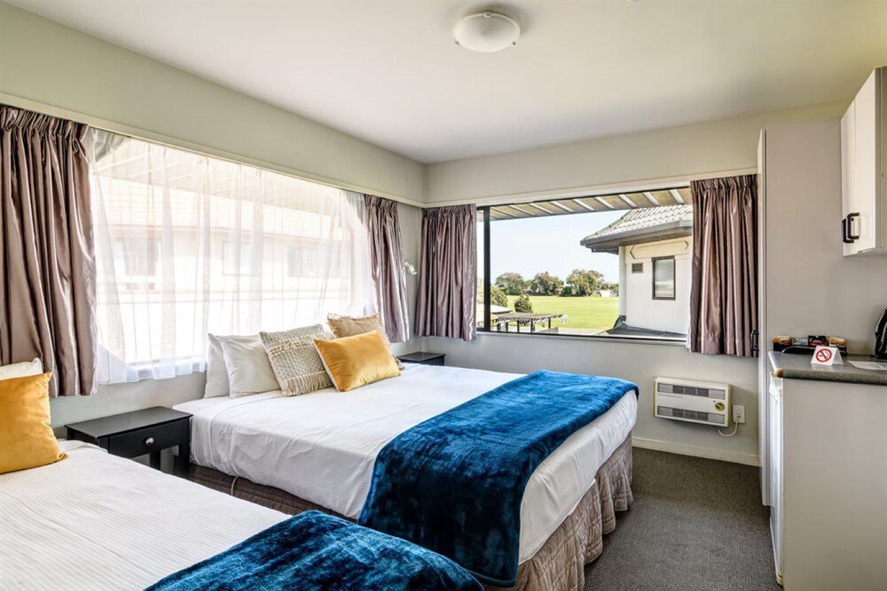 The Beachcomber Hotel Nelson Eksteriør bilde